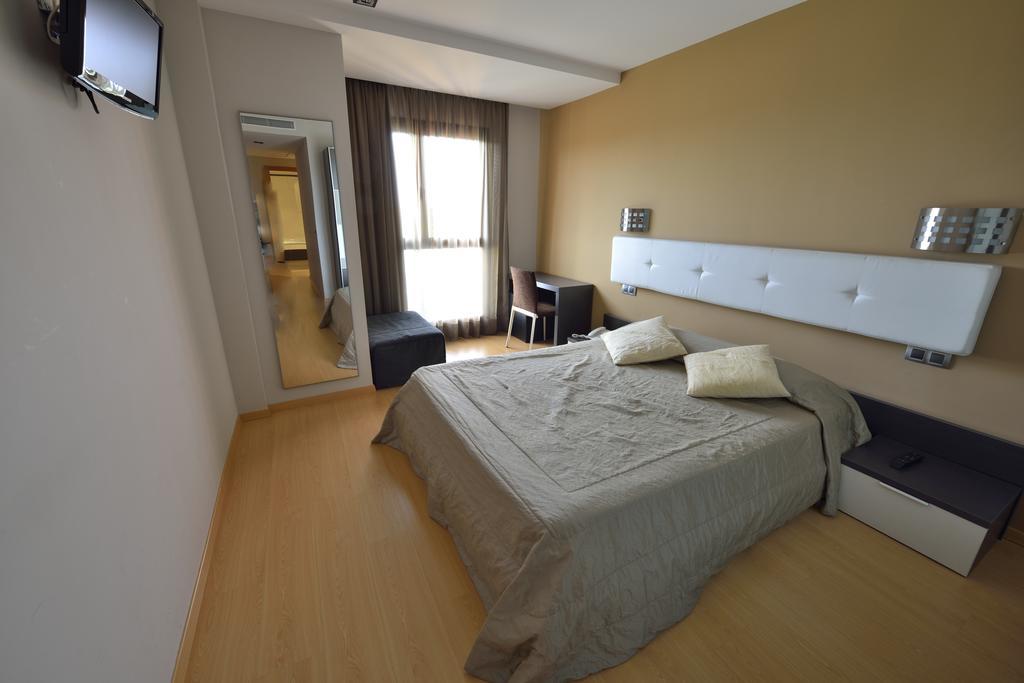 Hotel Ciutat D'Amposta Ngoại thất bức ảnh
