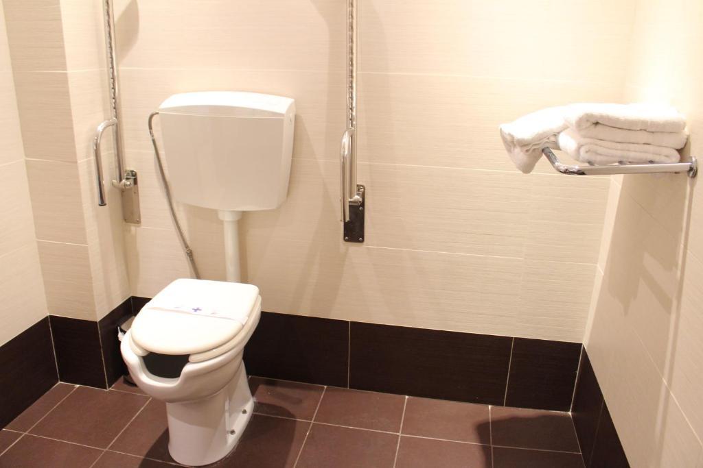 Hotel Ciutat D'Amposta Ngoại thất bức ảnh